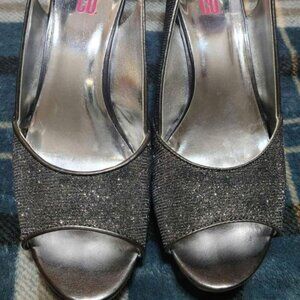 Women's Size 8M  JJKacey Heels